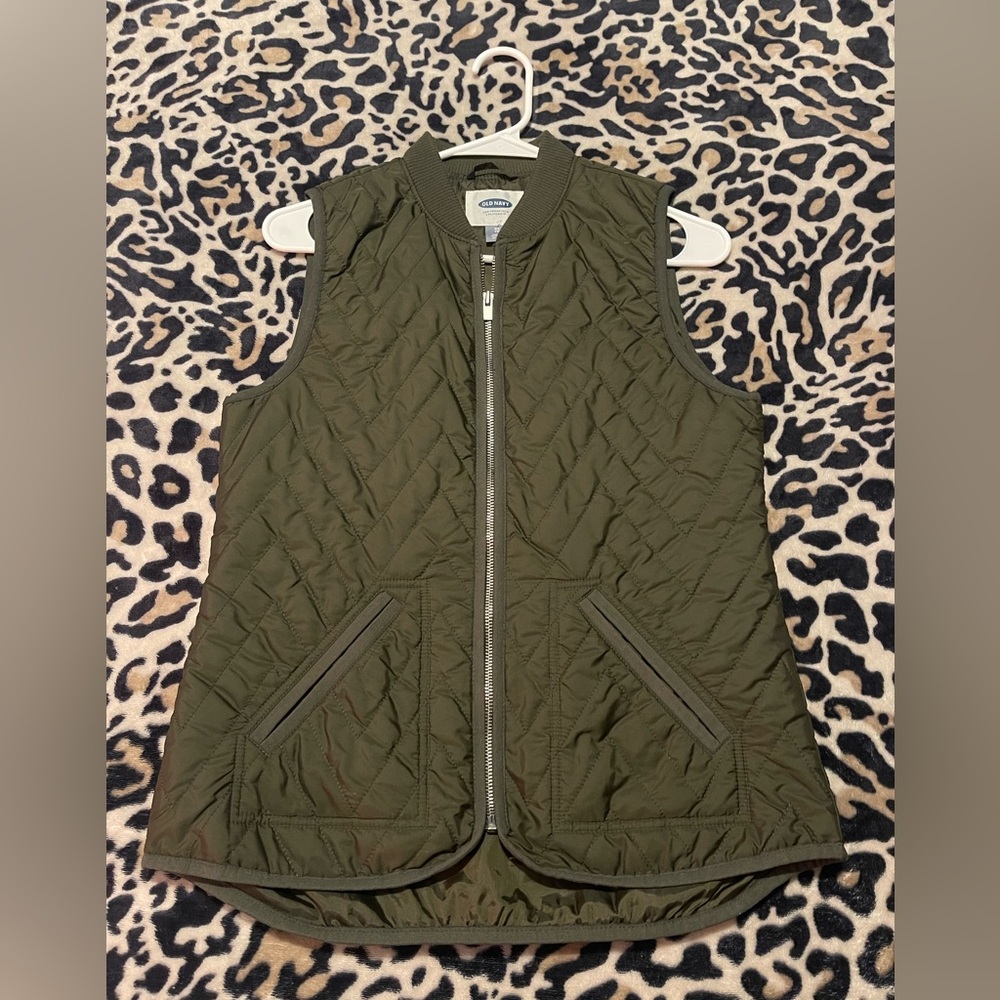 Old navy dark green vest, size: XS